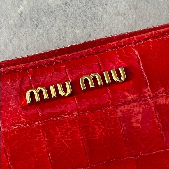 MIU Miu St. Cocco Lux Portaf in Rosso / Red - Picture 6 of 16